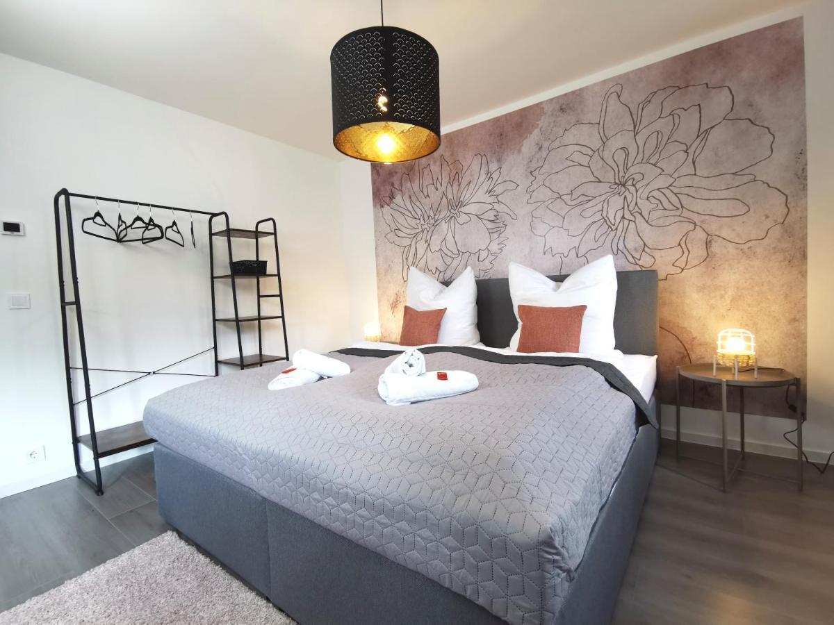 Bohnapartments Suedpark - Naehe Steigerwaldstadion - Gratis Parkplatz - Wlan - Vollausstattung Erfurt Extérieur photo