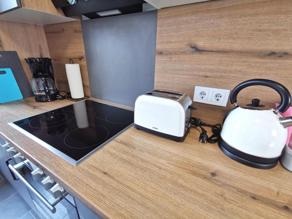 Bohnapartments Suedpark - Naehe Steigerwaldstadion - Gratis Parkplatz - Wlan - Vollausstattung Erfurt Extérieur photo