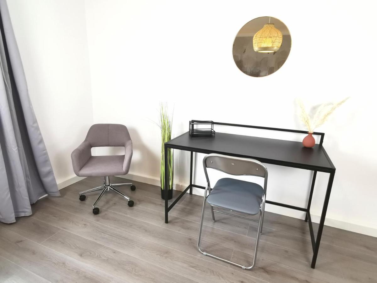 Bohnapartments Suedpark - Naehe Steigerwaldstadion - Gratis Parkplatz - Wlan - Vollausstattung Erfurt Extérieur photo