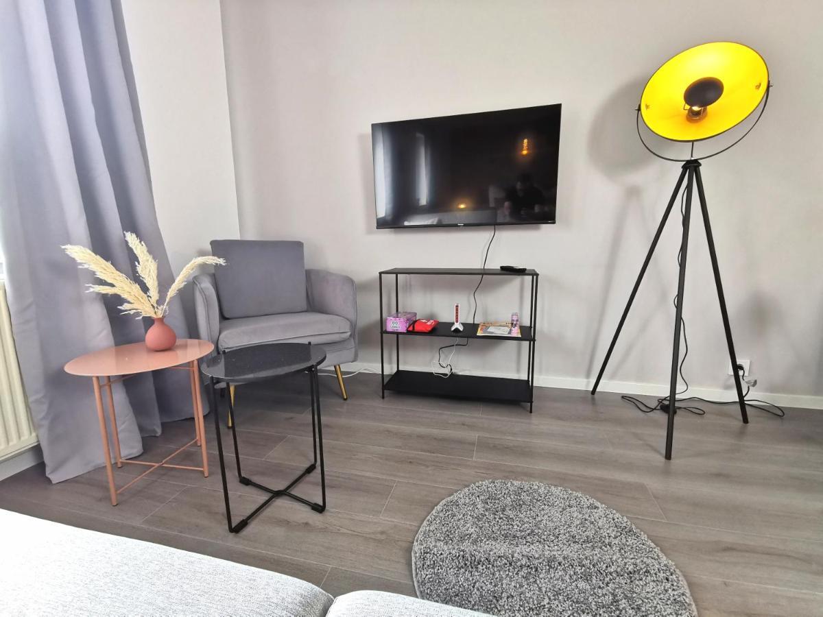 Bohnapartments Suedpark - Naehe Steigerwaldstadion - Gratis Parkplatz - Wlan - Vollausstattung Erfurt Extérieur photo